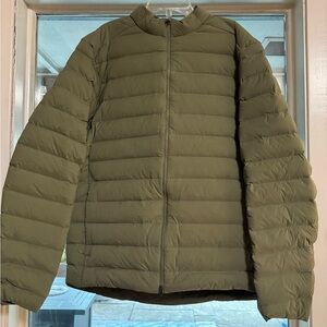 Green Lululemon puffer jacket